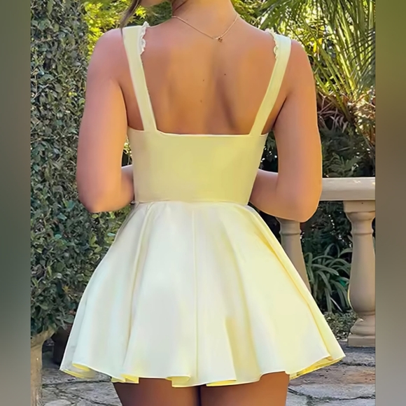 Yellow Sleeveless Mini Dress - Picture 4 of 4